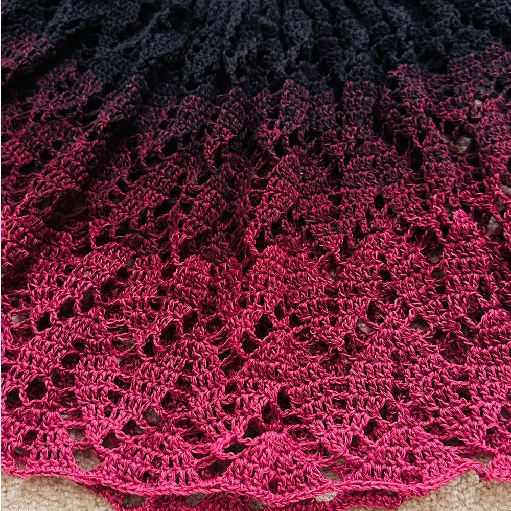 Elegant Black and Burgundy Lace Skirt - Picture 6 of 7